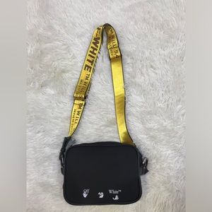 🔥OFF-White Crossbody Bag 🔥